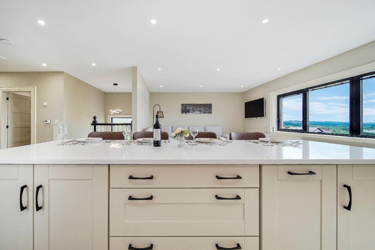 Seaview Lodge Apartment 'Sleeping 4 Guests' Rockstown Экстерьер фото