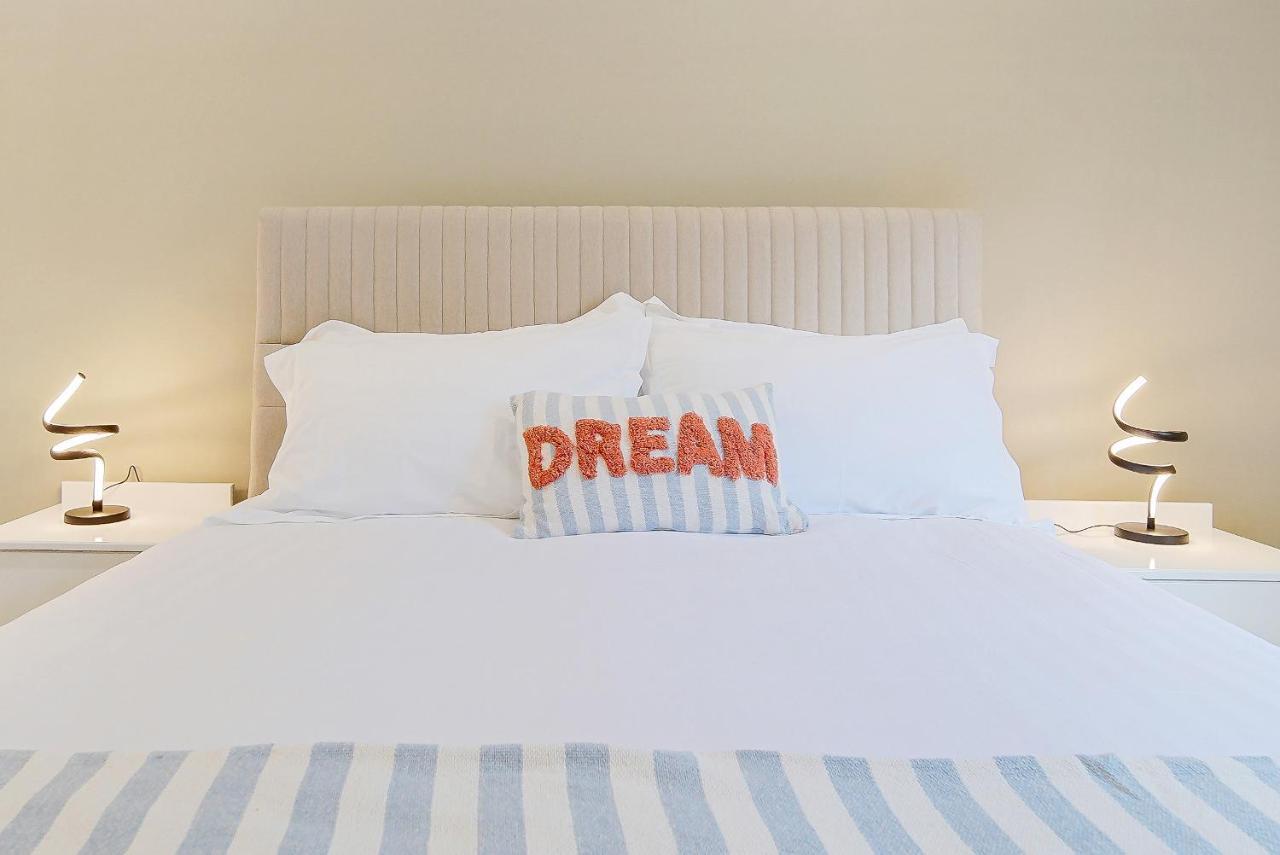 Seaview Lodge Apartment 'Sleeping 4 Guests' Rockstown Экстерьер фото